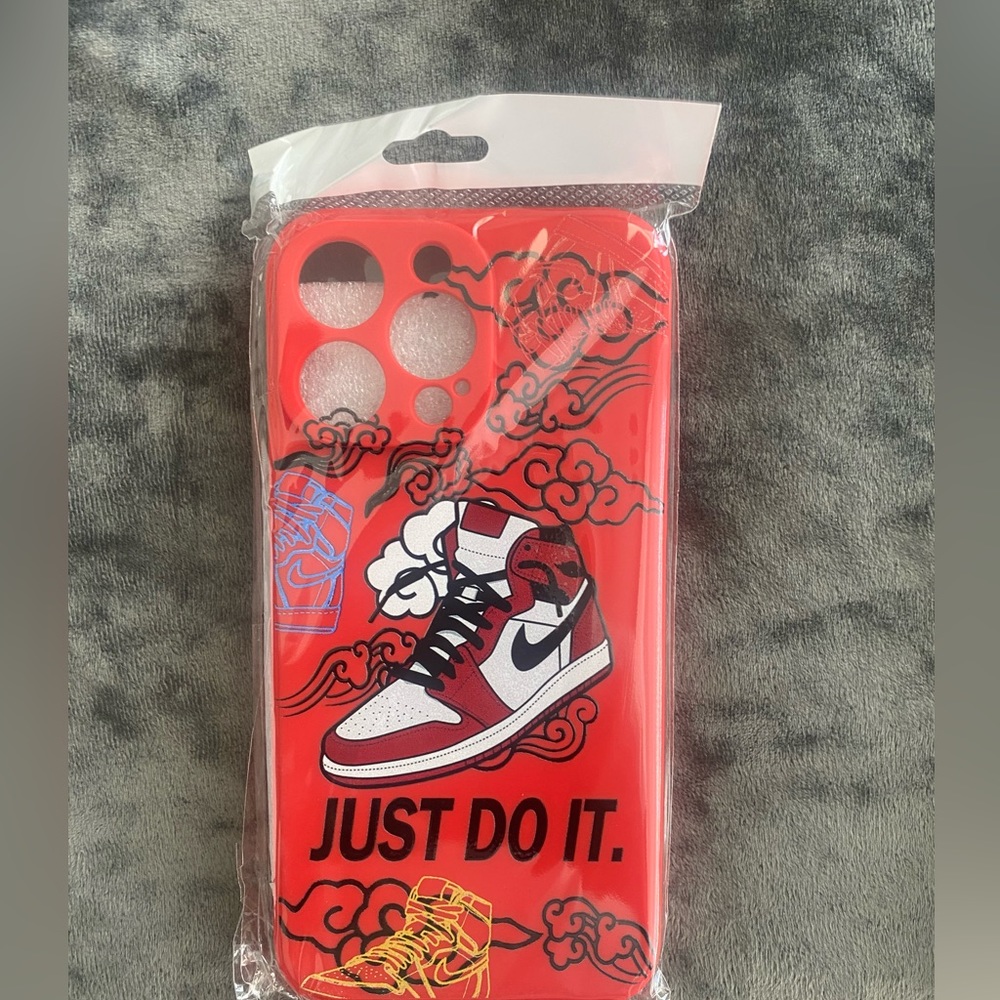 iPhone 13-14 pro cases